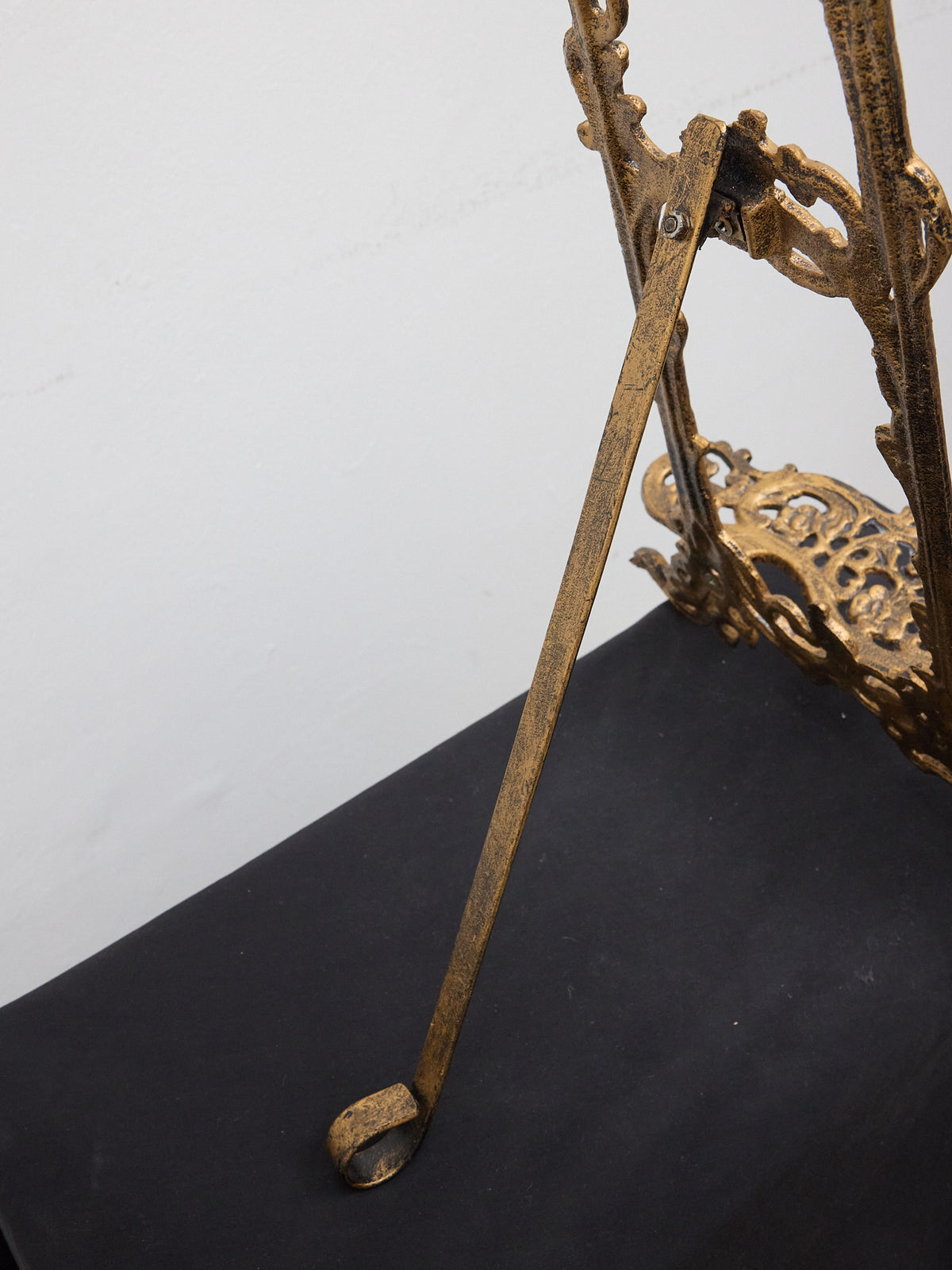Vintage Gold Ornate Cast Brass Display Easel Victorian Style -