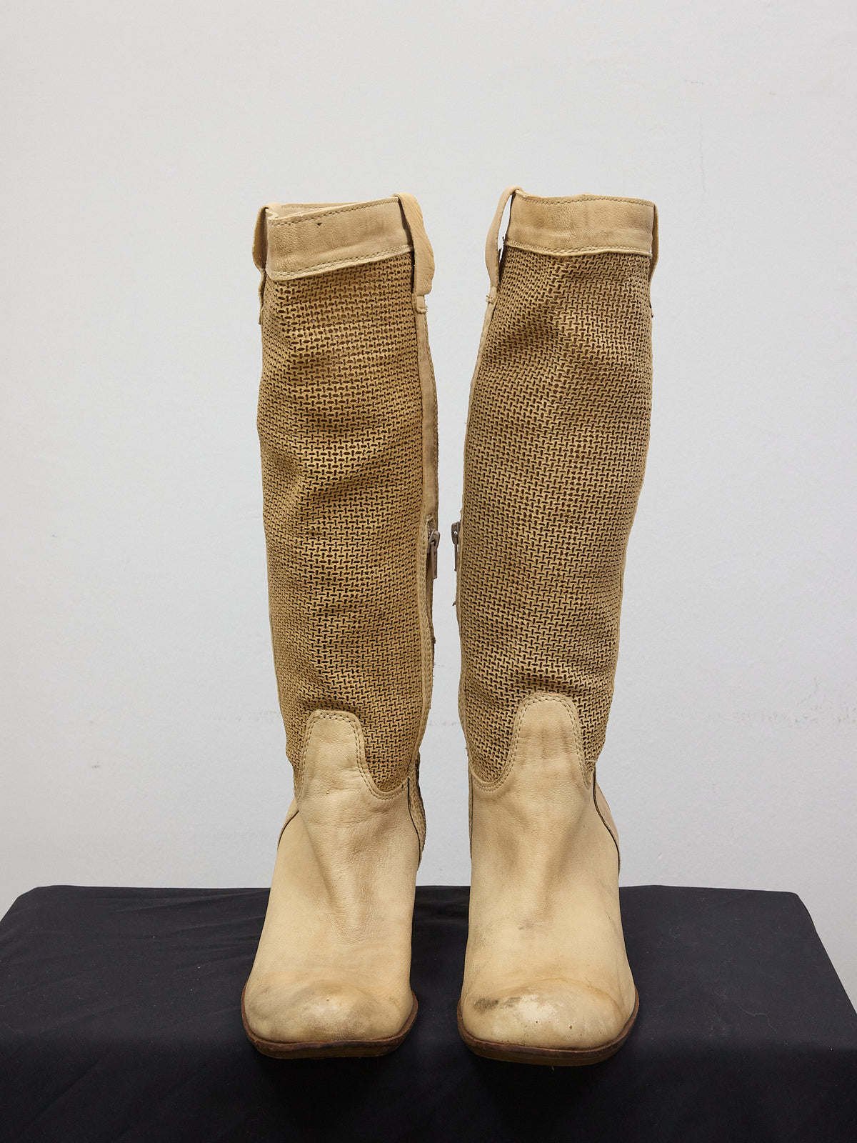 Vero Cuoio Tan Knee High Boots