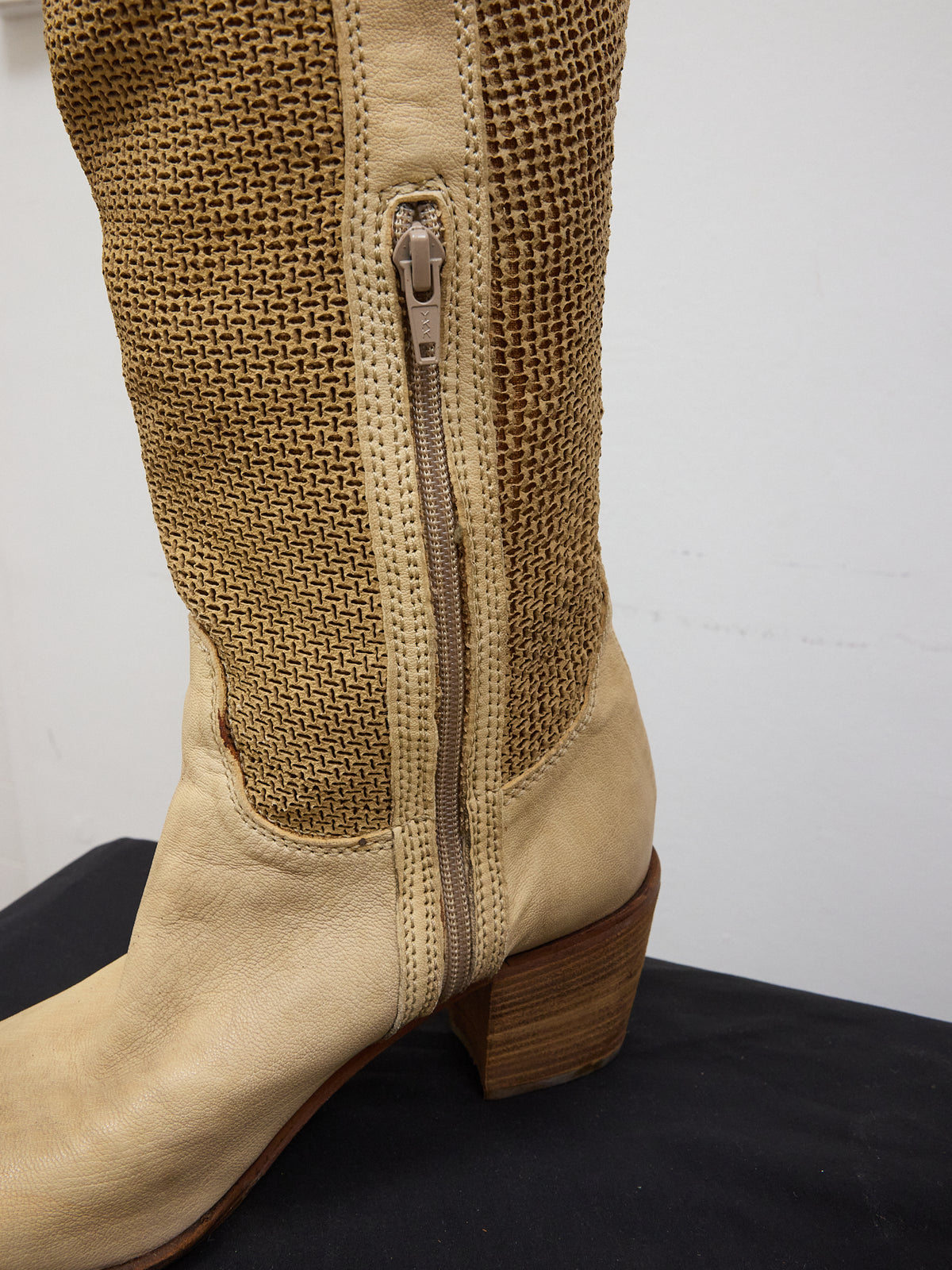 Vero Cuoio Tan Knee High Boots