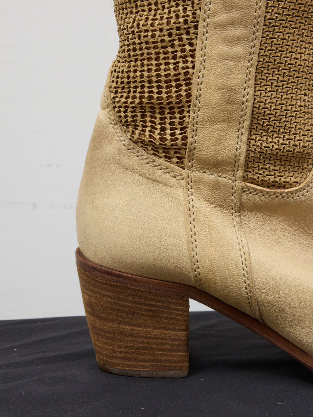 Vero Cuoio Tan Knee High Boots