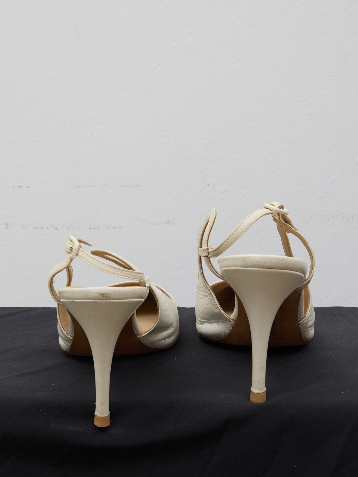Manolo Blahnik White Pointed Heels