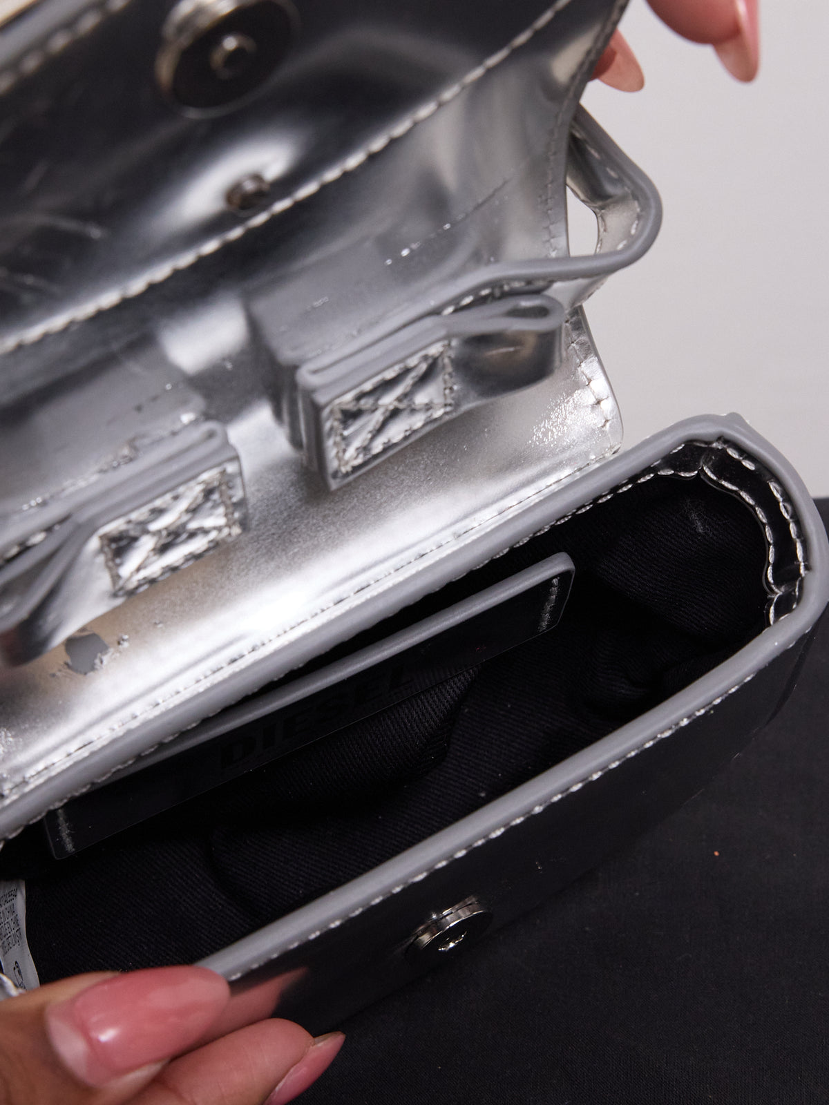 Diesel 1DR XS Iconic Mini Bag in Metallic Silver