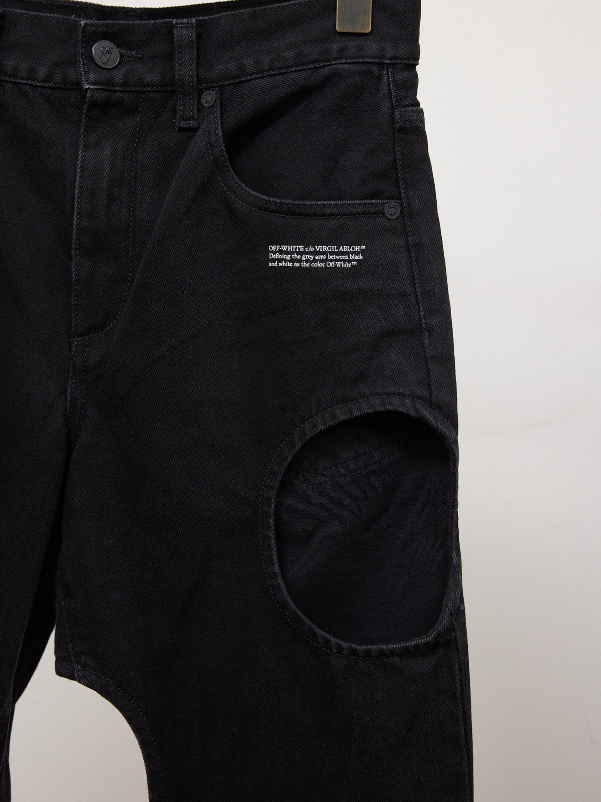 Off-White Meteor Straight Leg Jeans in Black