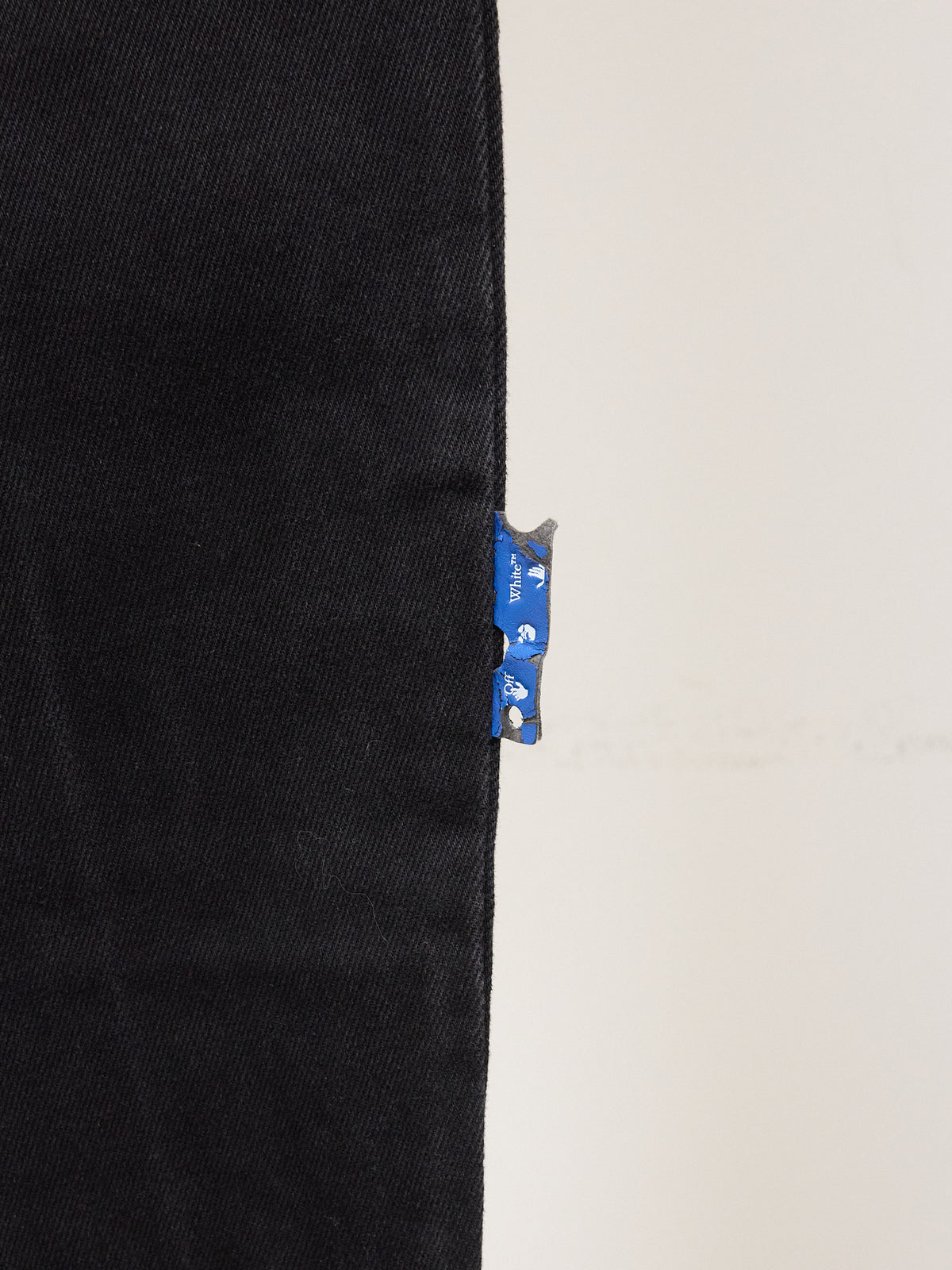Off-White Meteor Straight Leg Jeans in Black