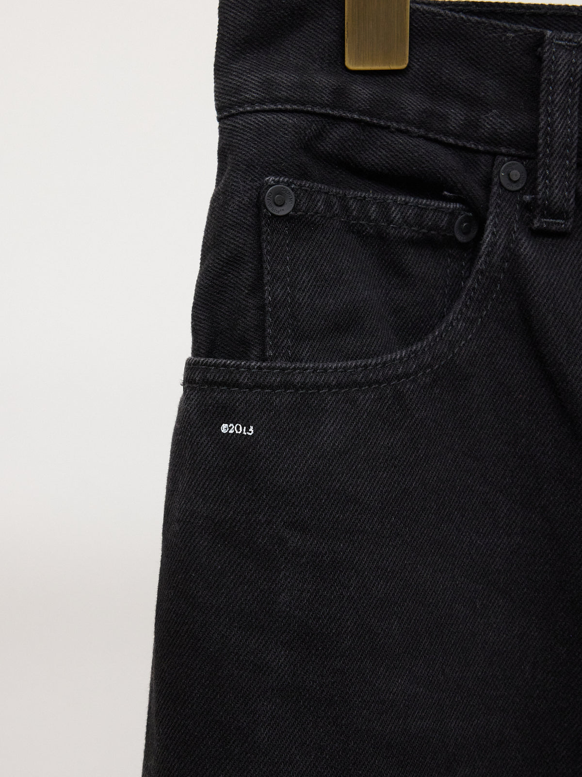 Off-White Meteor Straight Leg Jeans in Black