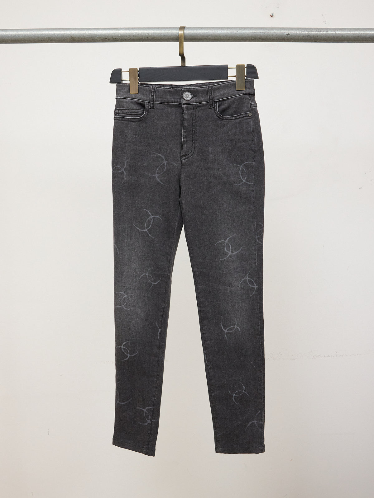 Chanel CC Logo Grey Skinny Jeans
