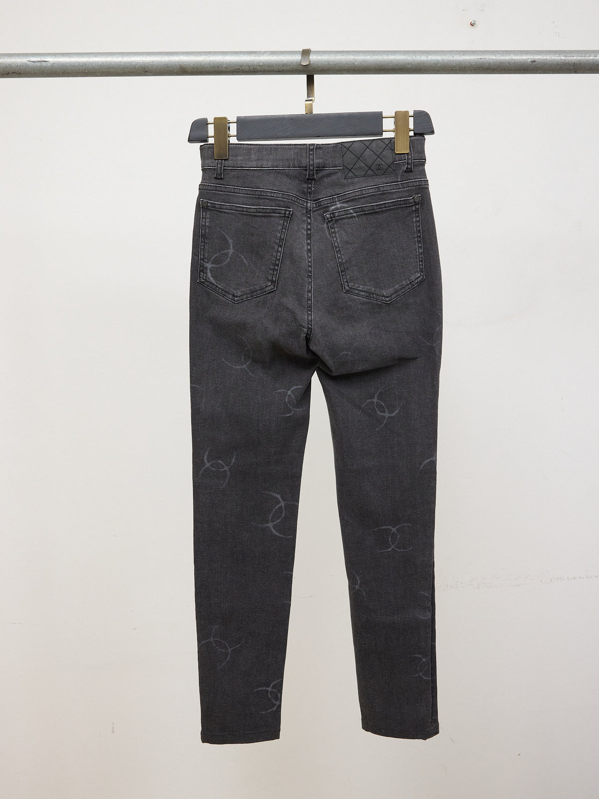 Chanel CC Logo Grey Skinny Jeans