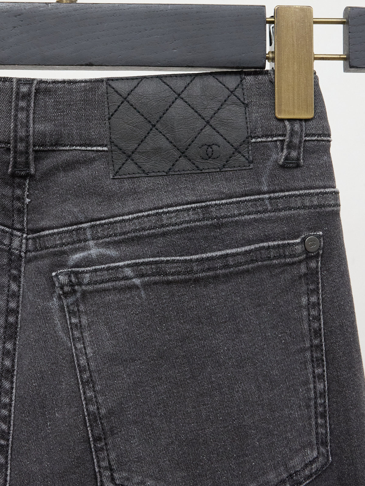 Chanel CC Logo Grey Skinny Jeans