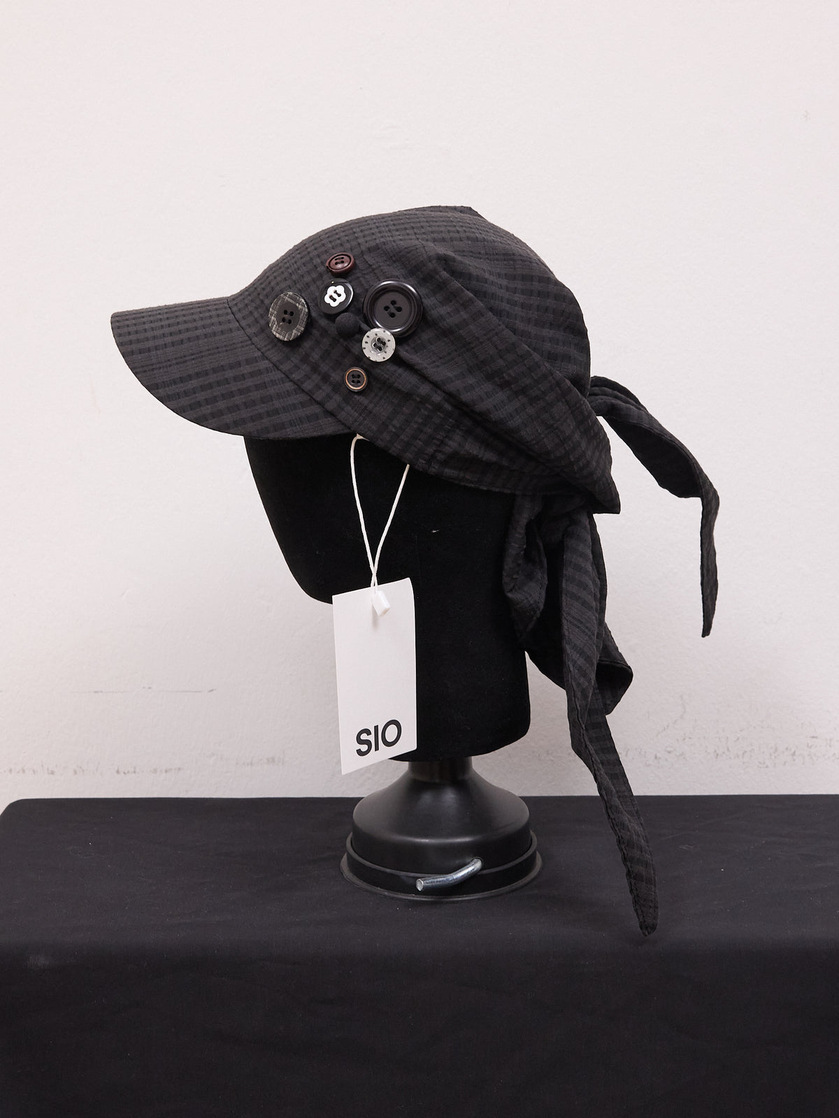 SIO Button Scarf Cap