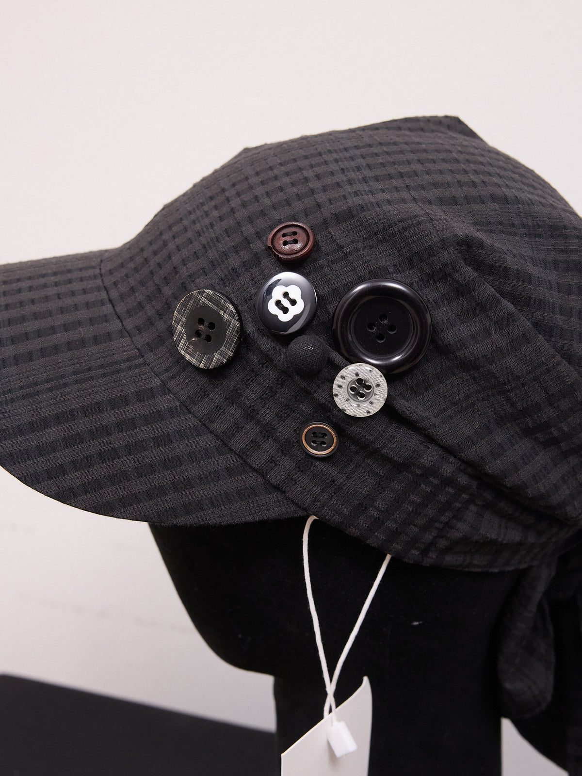 SIO Button Scarf Cap
