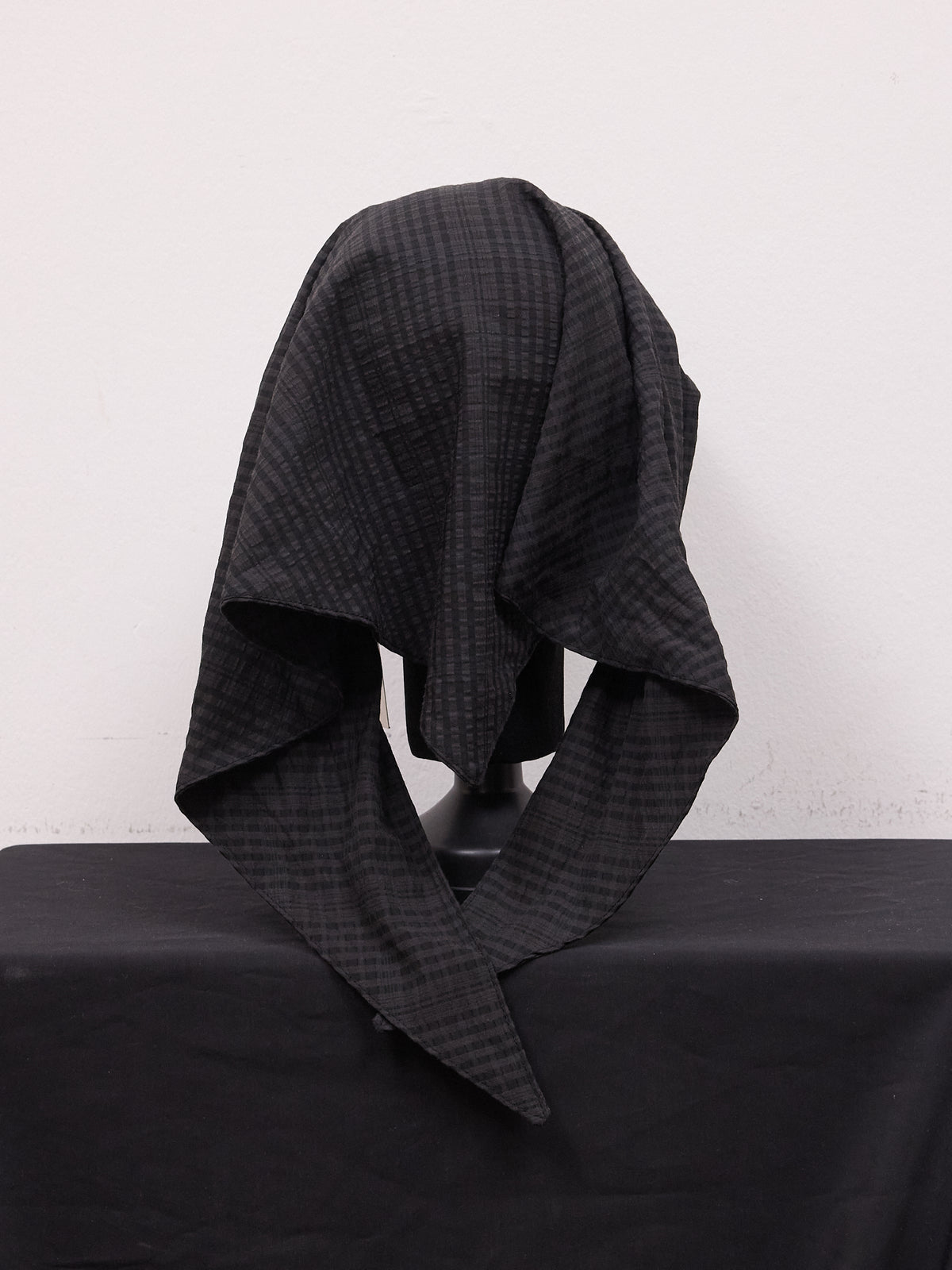 SIO Button Scarf Cap