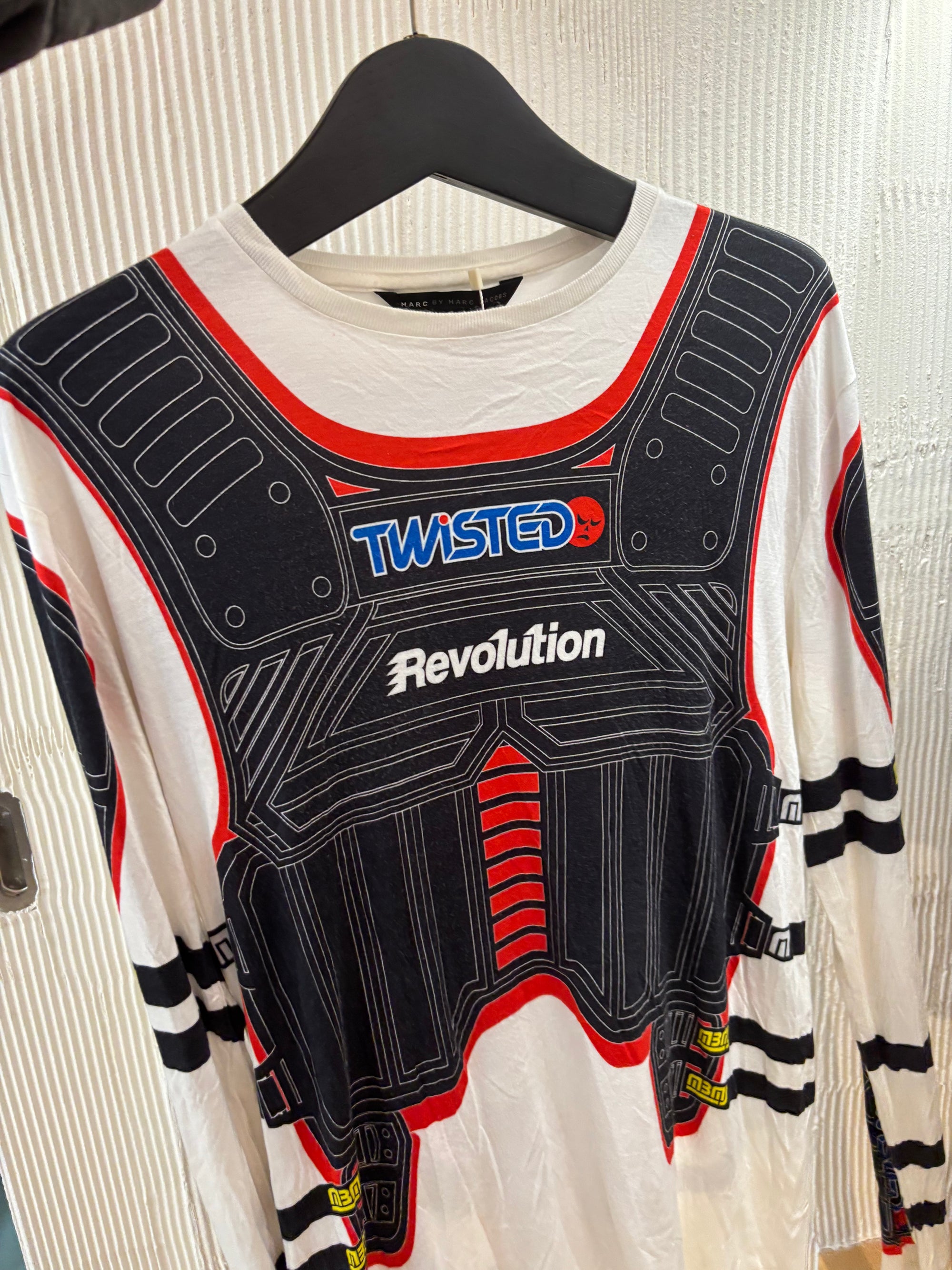 REVOLUTION PRINTED L/S TEE