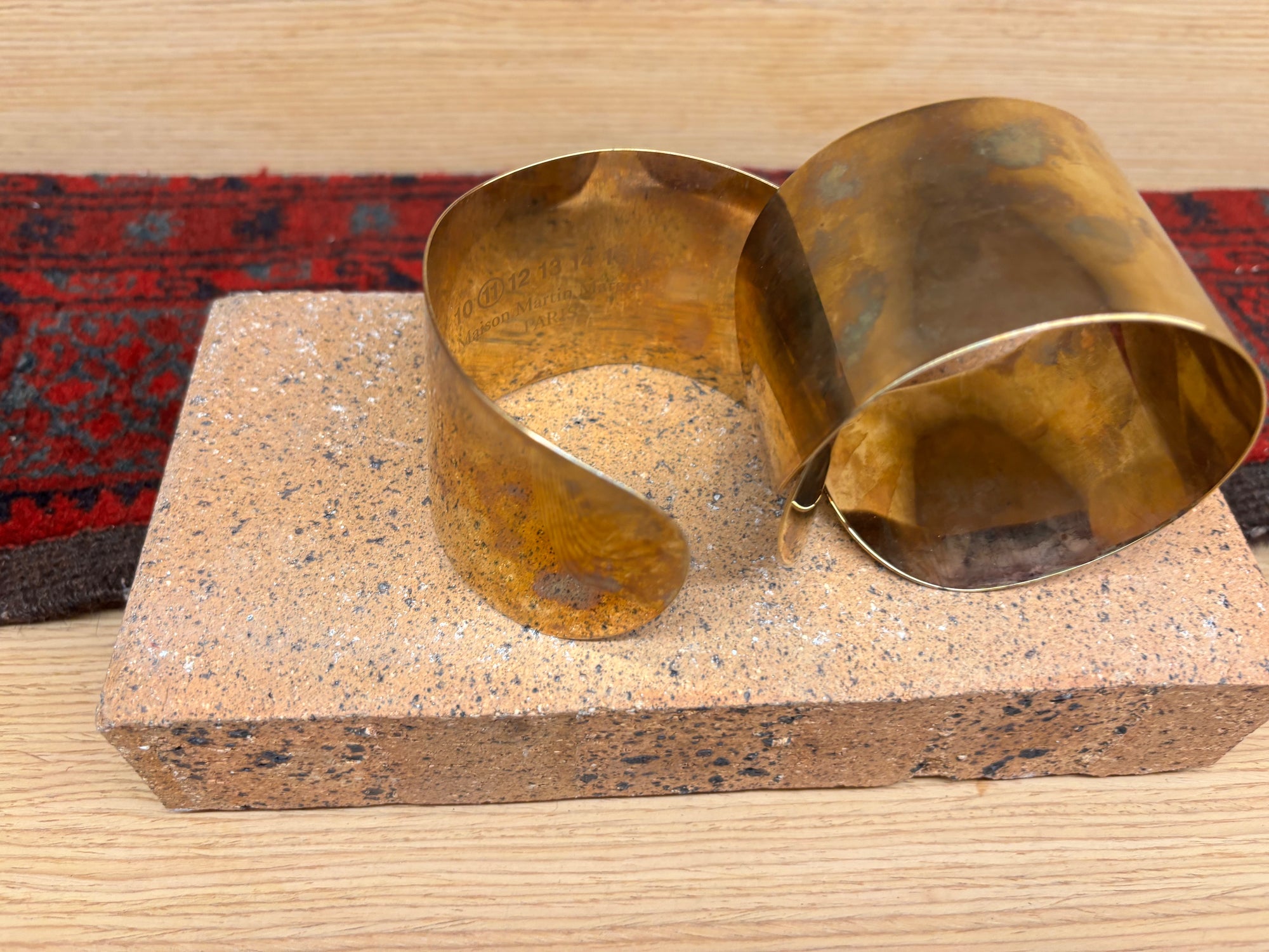 MARGIELAXHM GOLD CUFF