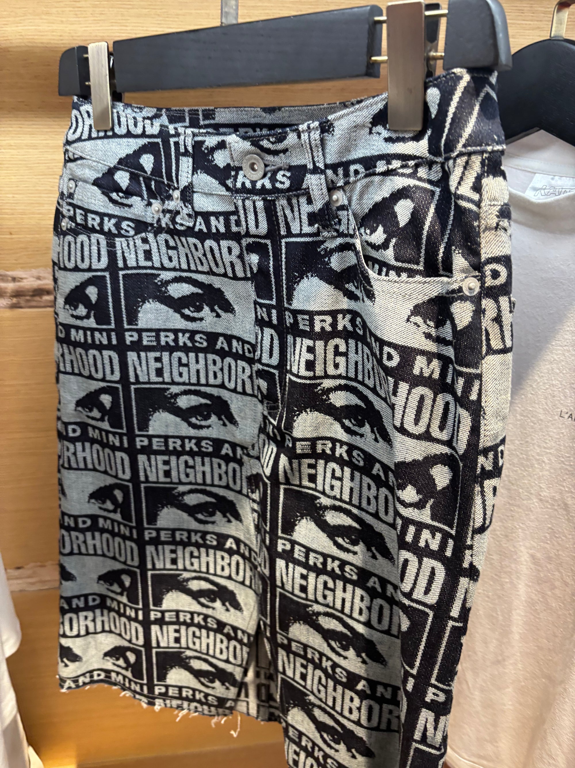 NEIGHBORHOOD PRINTED DENIM MIDI SKIRT
