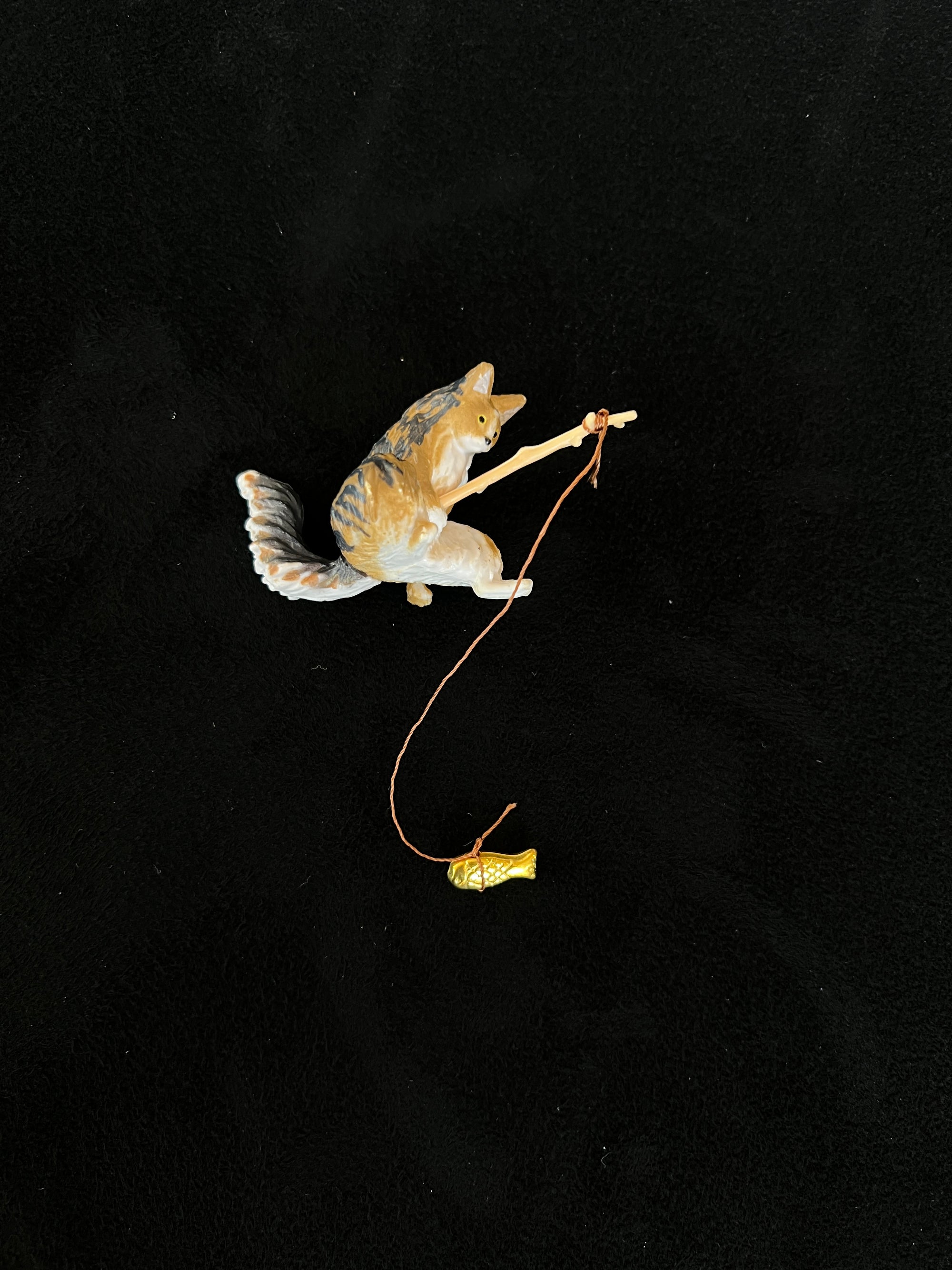 Miniature Fishing Cat Figurine -