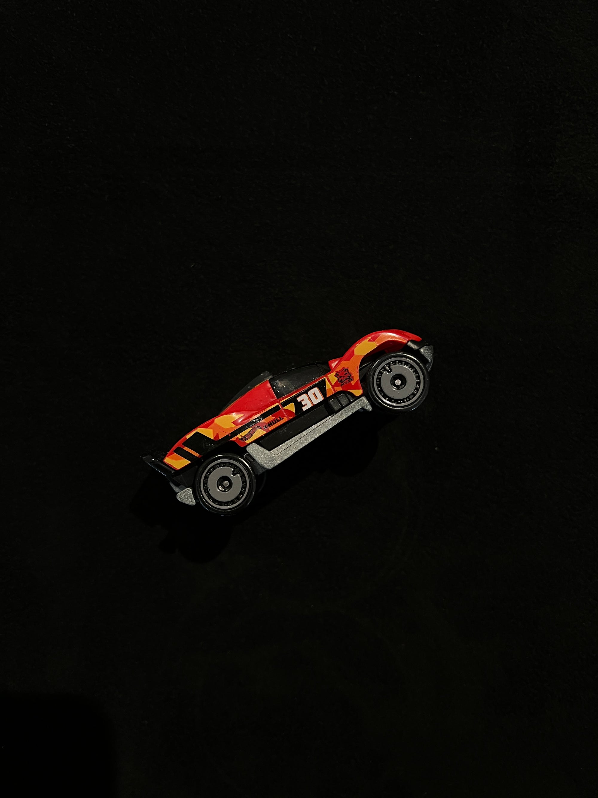Hot Wheels Later Crater
