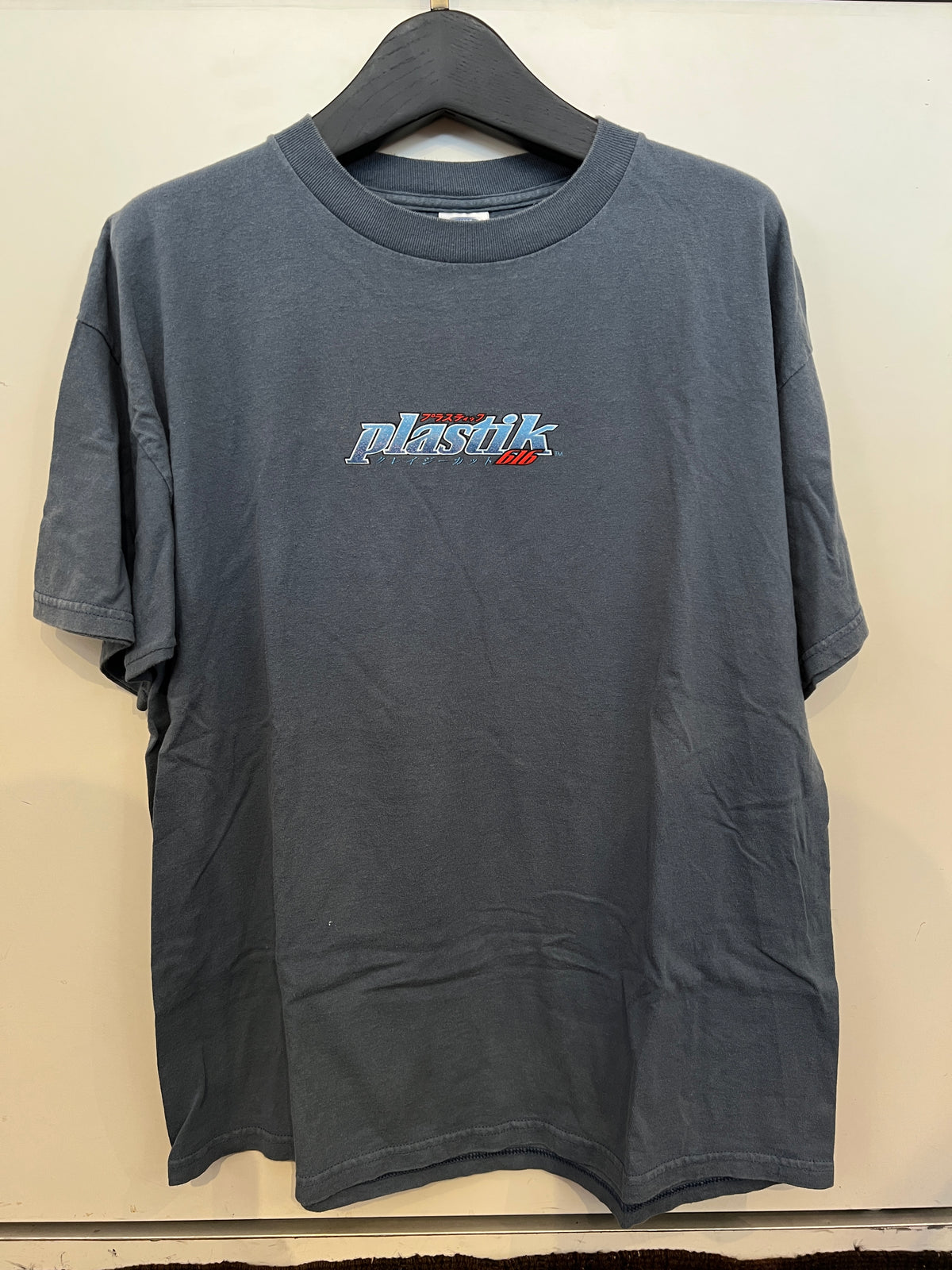 Vintage Plastik 616 Anime Graphic T-Shirt -