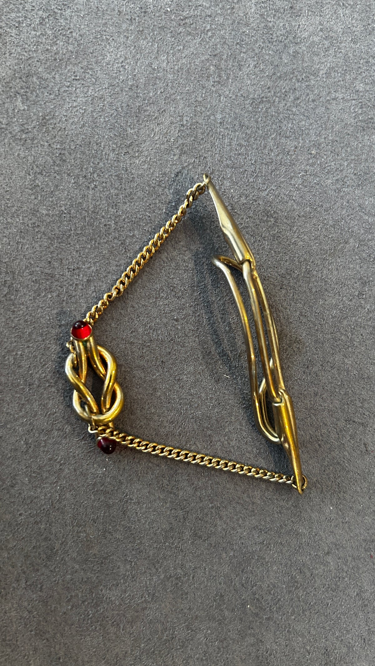 Vintage Gold-Tone Chain Anson Tie Bar with Red Stone Inlay