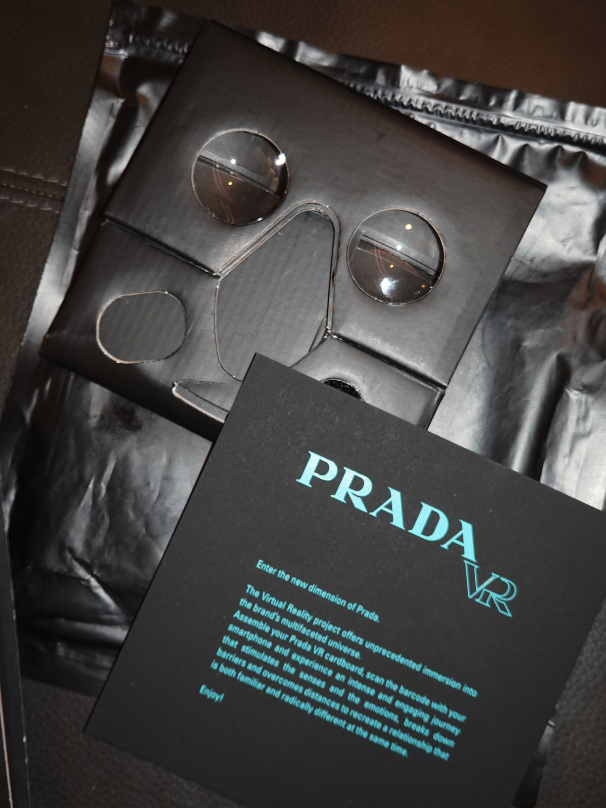 Prada Phone VR Cardboard