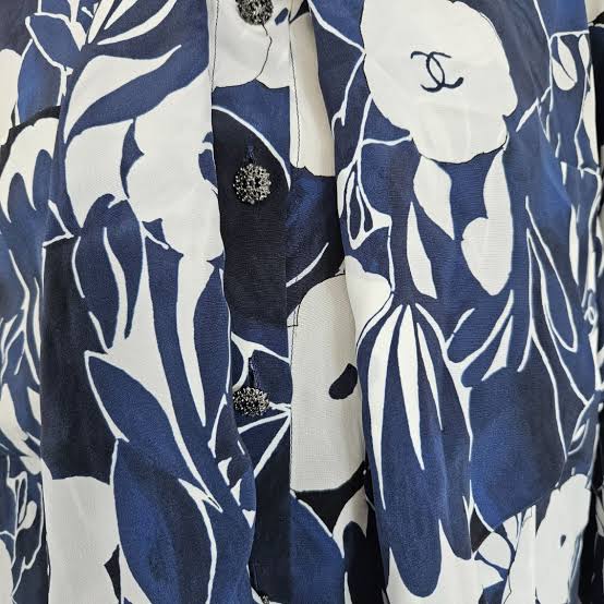 Chanel 22B Camélia Pattern Blouse*