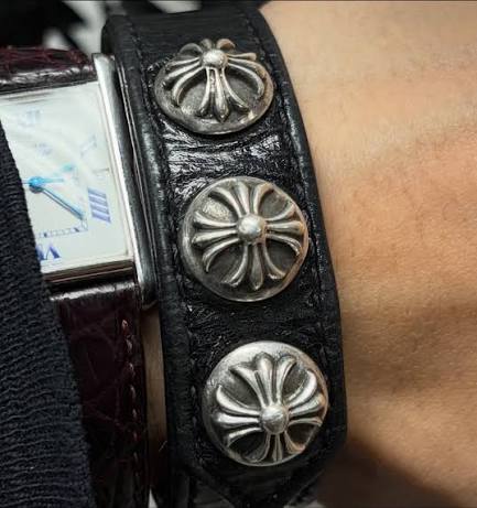 Chrome Hearts 3-Button Cross Snap Leather Bracelet*